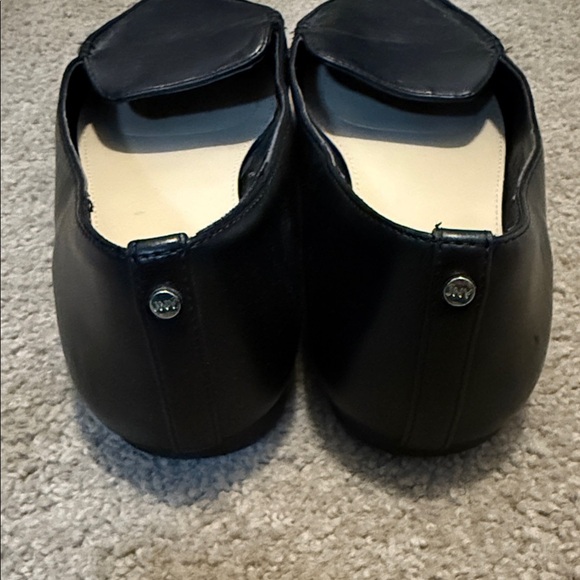 Jones New York Classic Black Flats - Picture 4 of 8